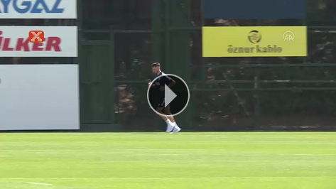 Jose Sosa takımdan ayrı çalıştı
