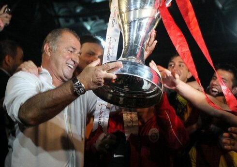 '�AMP�YONLUK ANAMIZIN AK S�T�...'