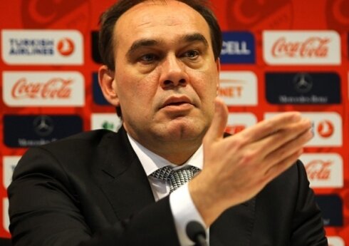 6+4 ELE�T�R�S�NE 'FUTBOL ADAMLI�I' CEVABI