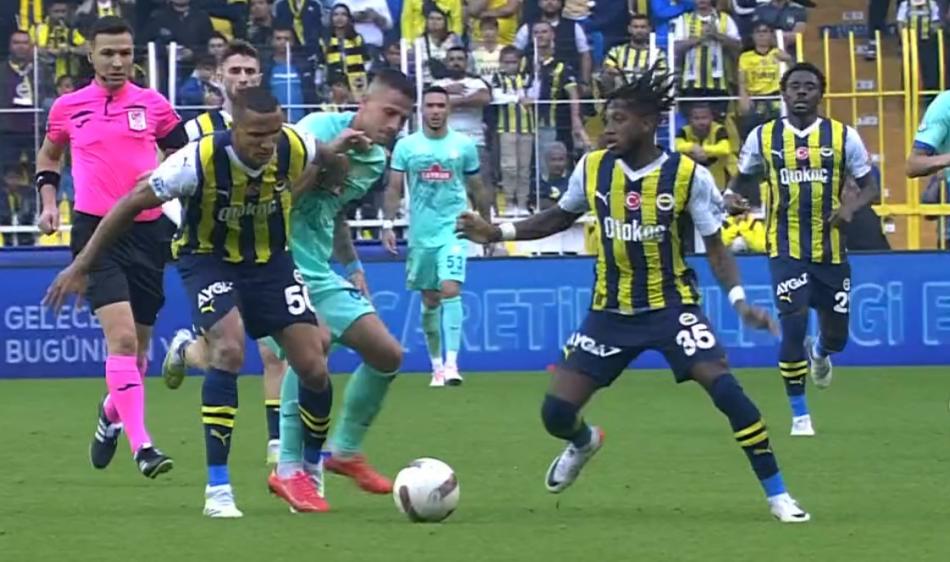 Trio Ekibi Fenerbah E Aykur Rizespor Ma N Yorumlad Sporx Galeri