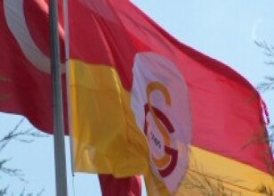 G.Saray'�n yan�t� gecikmedi