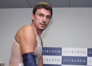 Mirsad ve Kinsey kontrolden ge�ti