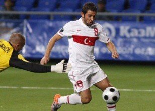 Nihat Efsaneler Arasında