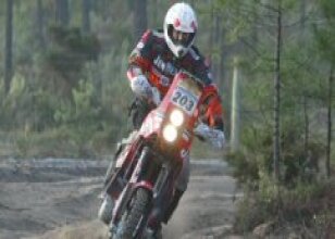 Kemal Merkit b�y�k gurur ya��yor