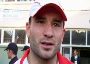 Sivas'ta Mehmet Y�ld�z sevinci