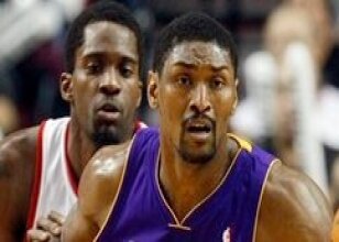 Lakers Kobe'siz de g�zel: 99-82