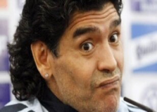 Maradona rekora ko�uyor!