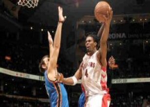 Toronto evde yok: 89-115