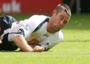Bolton'da Cahill sezonu kapatabilir