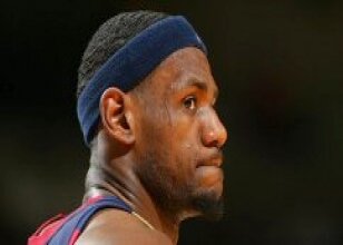 LeBron James'den triple-double!