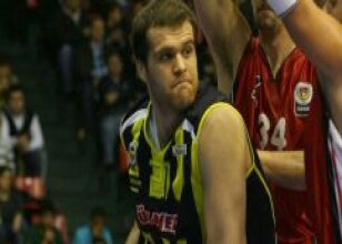 O�uz ve Smith'e 2'�er ma� ceza