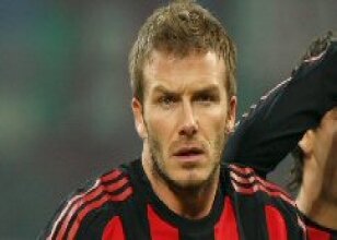 Beckham M.United'a gol atarsa!..