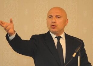hakanbilalkutlualp2-small.jpg