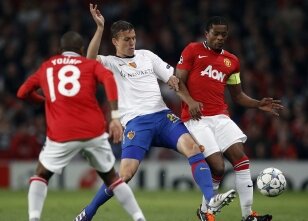 M.United 3 Basel 3 Ma��n�n �zeti Ve Golleri �zle