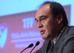 Demirören aday olacağını söyledi