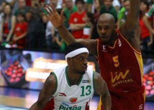 P.KAR�IYAKA - GALATASARAY M.P.: 77-79