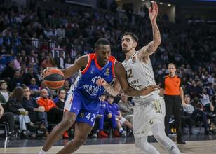 Anadolu Efes Valencia Basket E Konuk Oluyor