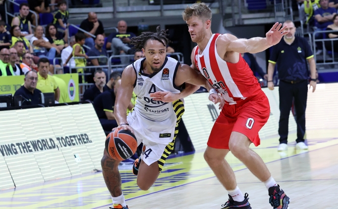 İstanball Cup ta Fenerbahçe Olympiacos a mağlup oldu