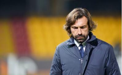 Pirlo tartışılıyor: 'Taktik yok, oyuncularla konuşmuyor'