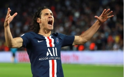 Edinson Cavani iki yıllık imzayı attı