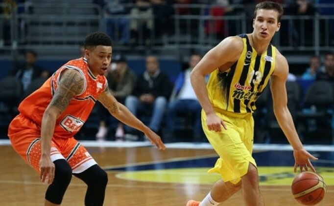 Fenerbah�e Arena'da Banvit'i devirdi!
