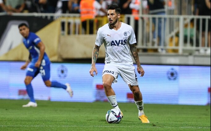 Jose Sosa: 'Derbiden sonra gerisi gelir'
