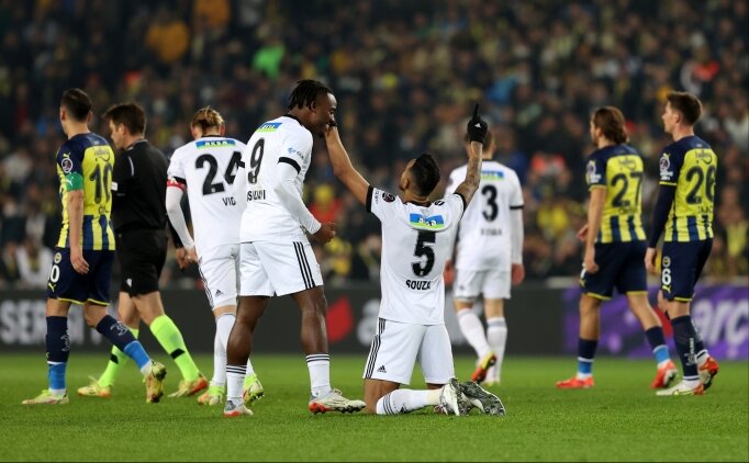 Josef de Souza'dan Mesut �zil'e g�nderme!