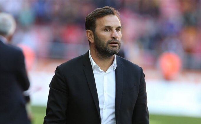 Okan Buruk s�rprizi! G�r��meler ba�lad�, 2+2 y�ll�k imza