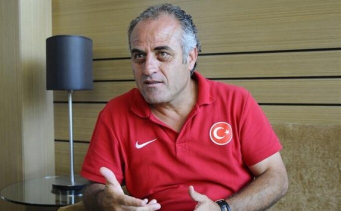 Ali Metin'den 'sessiz' �a�r�
