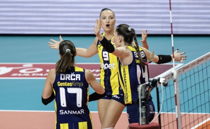 Sultanlar Ligi derbisinde Fenerbah�e, Be�ikta�'a set vermedi