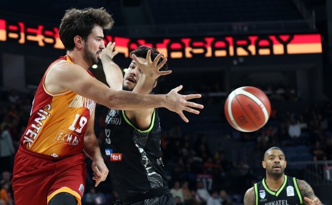Galatasaray Ekmas'a evinde so�uk du�: 102 say�