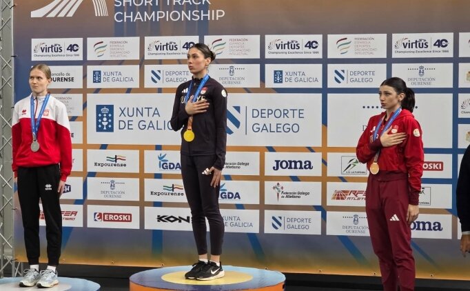 Aysel �nder, Avrupa rekoru k�rarak D�nya �ampiyonu oldu