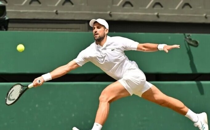 Wimbledon'da Sabalenka elendi, Djokovic �eyrek finalde