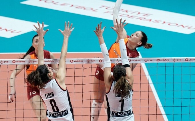 CANLI: Be�ikta� - Galatasaray Daikin