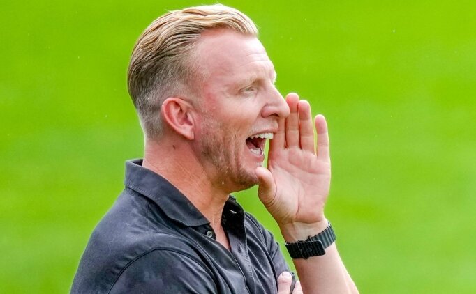 Fenerbah�e'nin Kuyt g�r��mesinde �z�r detay�!