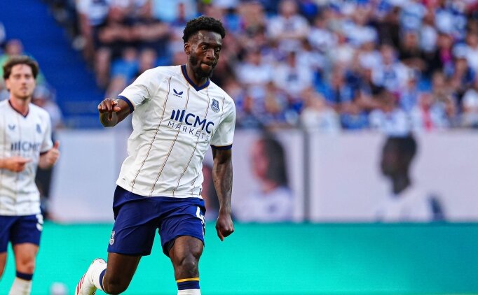 Hull City, Tim Iroegbunam i�in anla�t�!