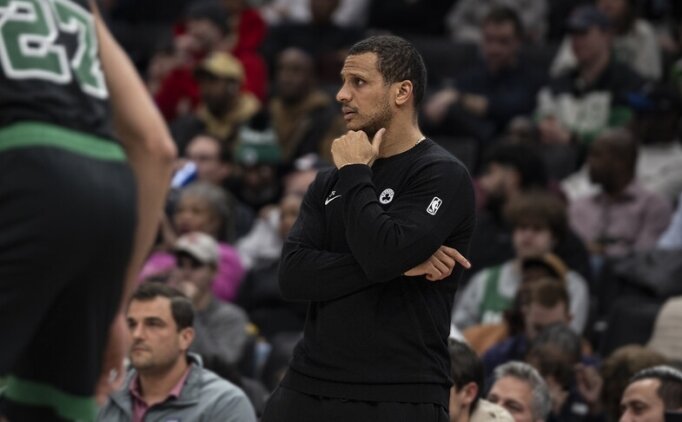 NBA'de sezonun ba�antren�r� �d�l�n� Joe Mazzulla kazand�