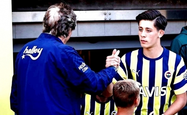 Fenerbah�e'de g�zler Batshuayi ve Valencia'da!