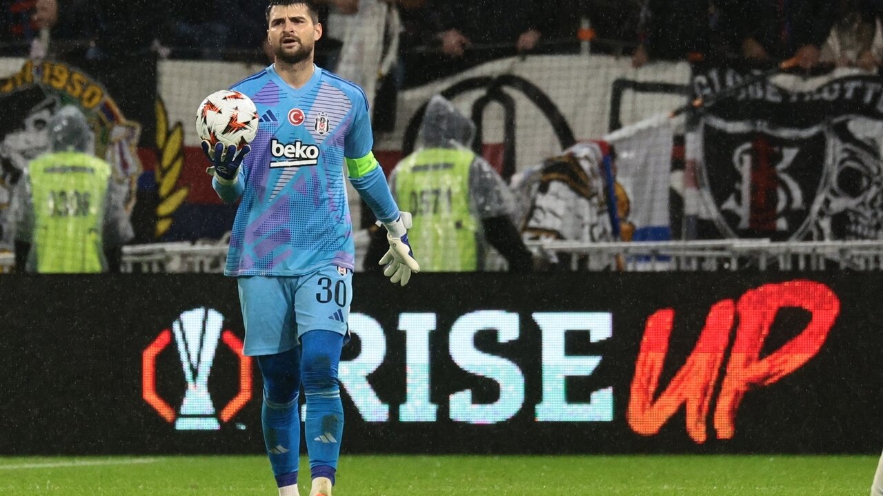 Ersin Destano�lu, Hull City radar�nda!