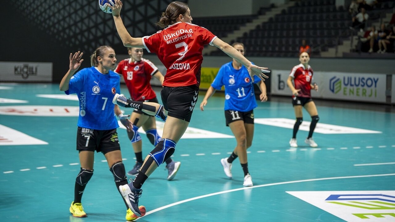 Hentbol Kad�nlar S�per Ligi ba�l�yor!