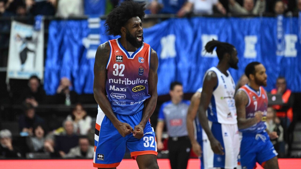 Kar��yaka resmen a��klad�: Alston