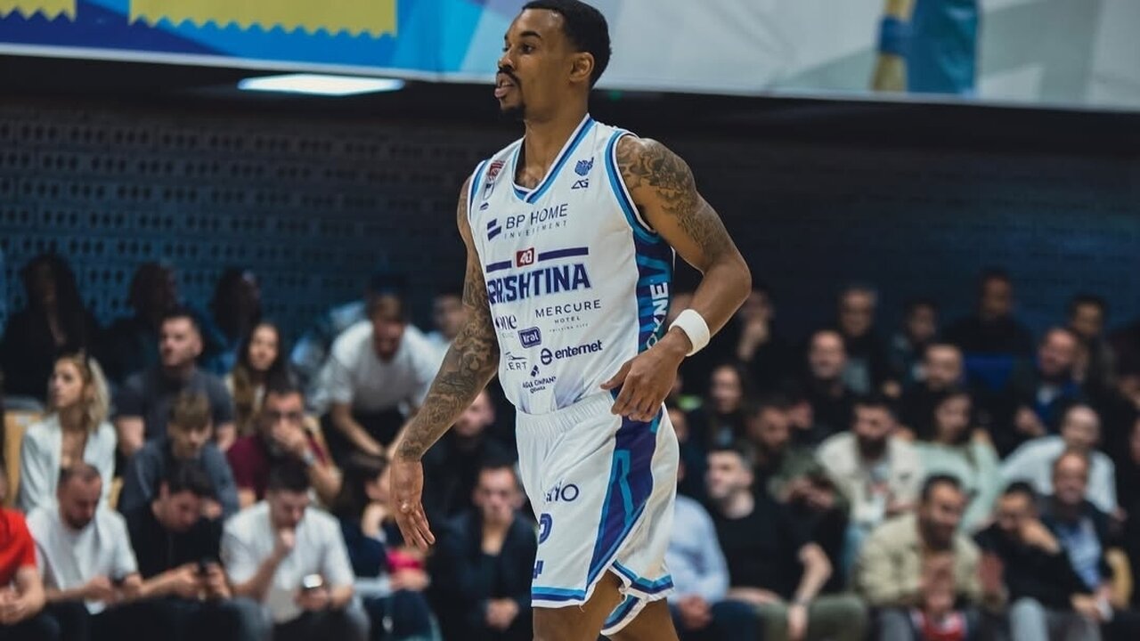 Kar��yaka'dan Ricky Tarrant hamlesi!