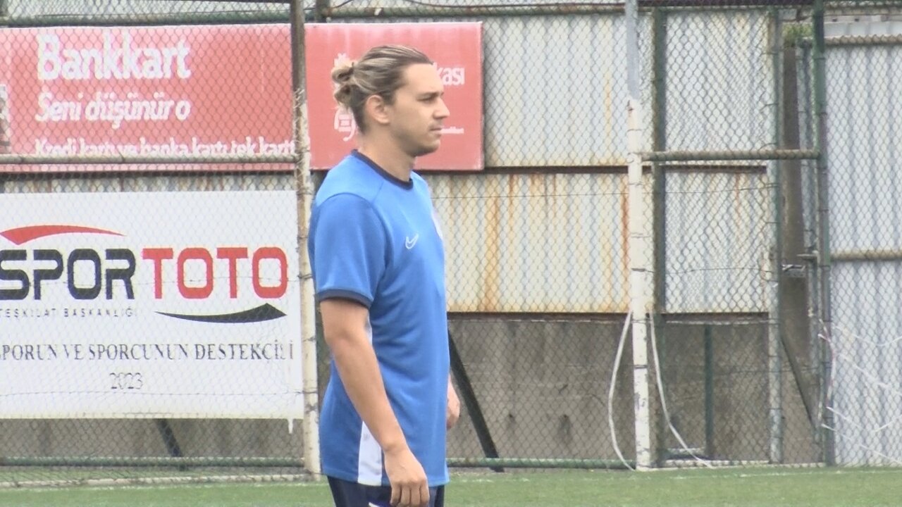 Taylan Antalyal� antrenmanlara ba�lad�