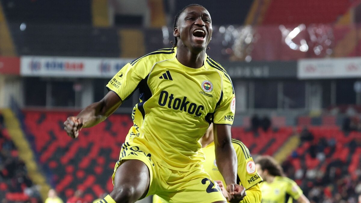 Sidiki Cherif'in formu Domenico Tedesco'nun elini g��lendirdi!