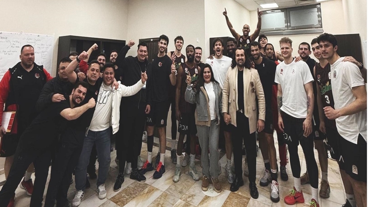 Manisa Basket'te 2'de 2 sevinci