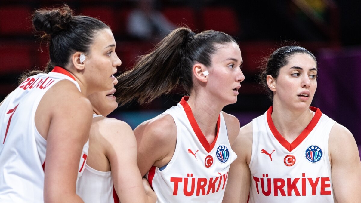 A Milliler, 2026 D�nya Kupas� Elemeleri'nde parkeye ��k�yor