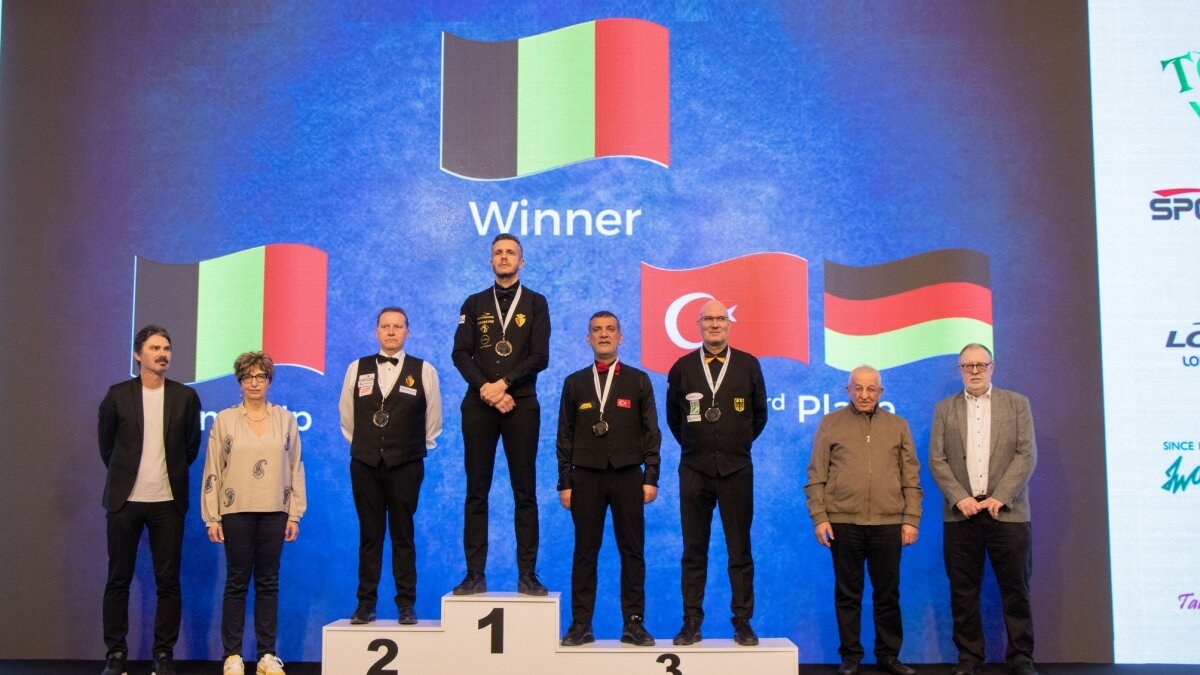 Milli bilardocu Tayfun Ta�demir bronz madalya kazand�