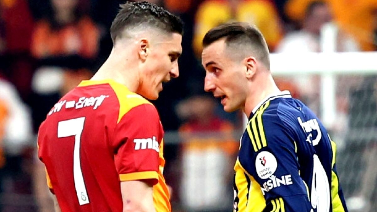Derbi bitti, hoparl�rden Kerem Akt�rko�lu'nun sesleri yank�land�