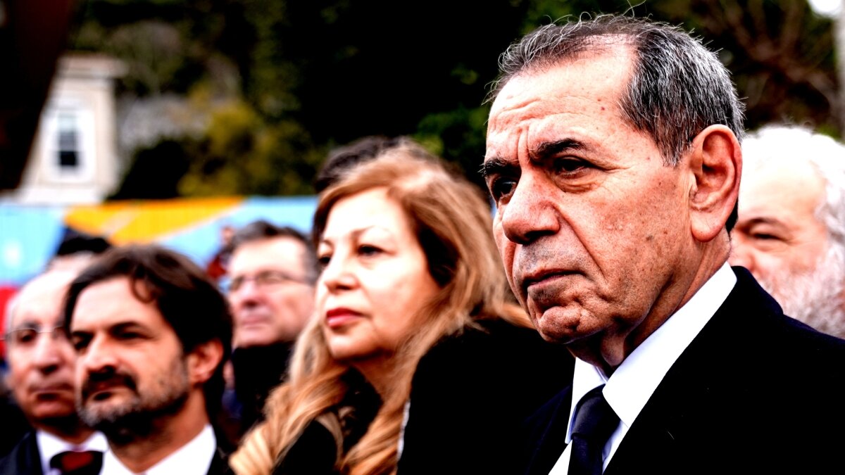 Dursun �zbek'ten Fenerbah�e yasa��