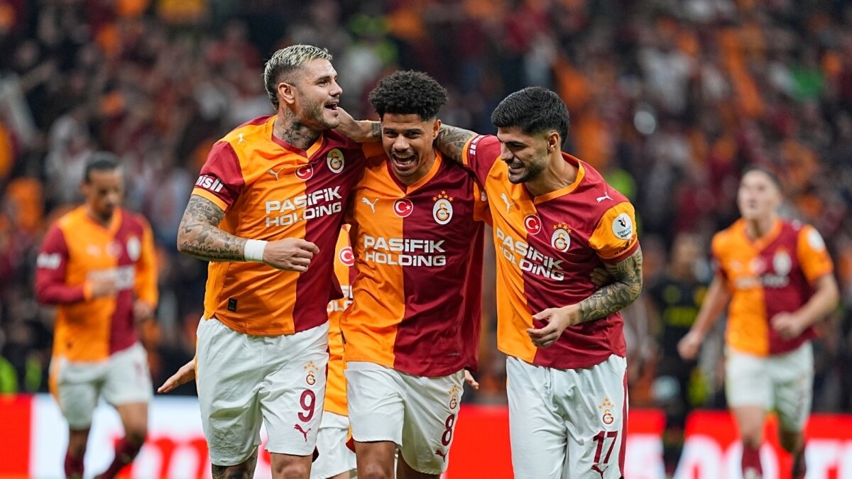 Galatasaray'da Gabriel Sara geli�mesi!